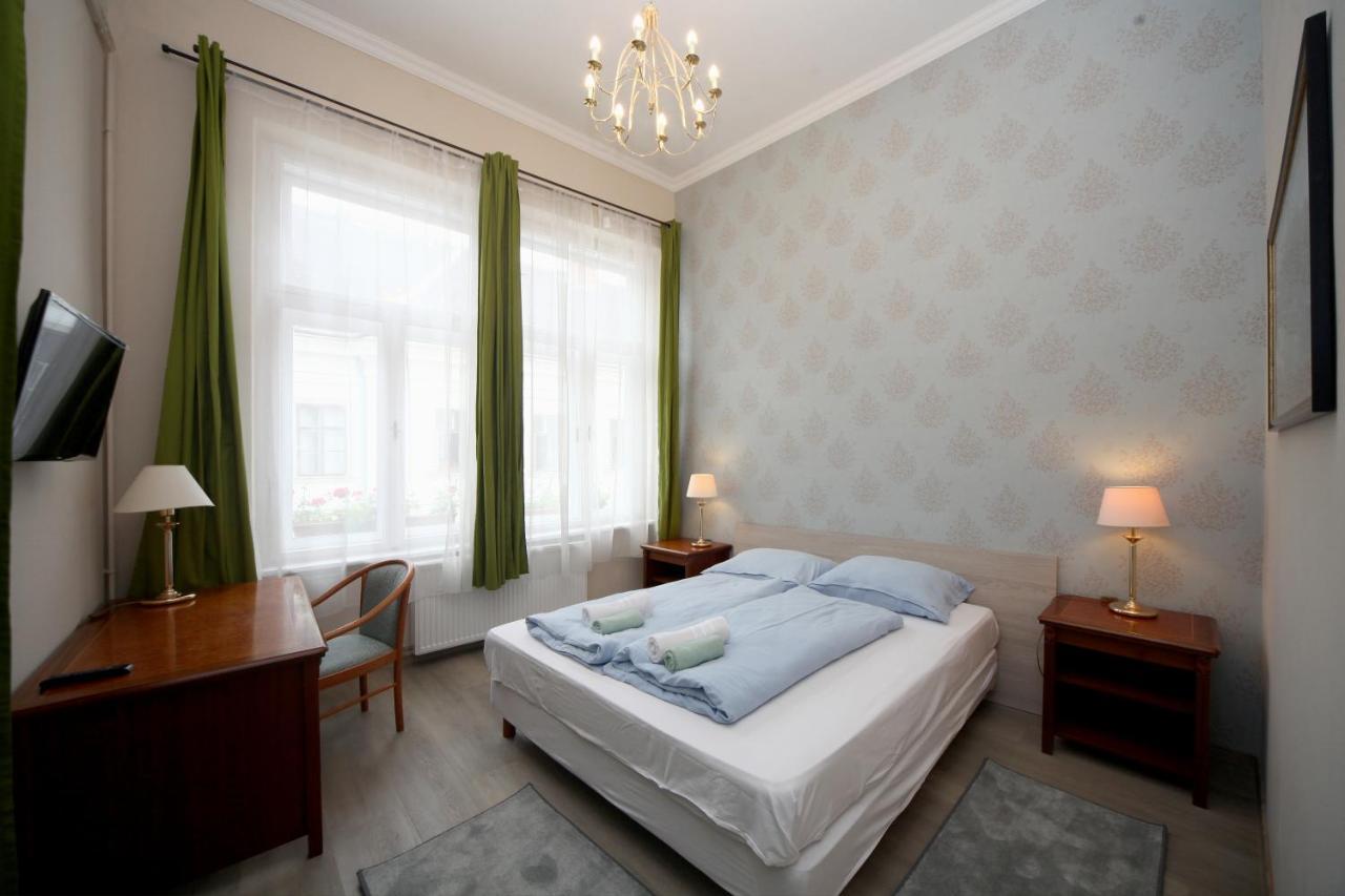 Cherry Apartman 埃格尔 外观 照片